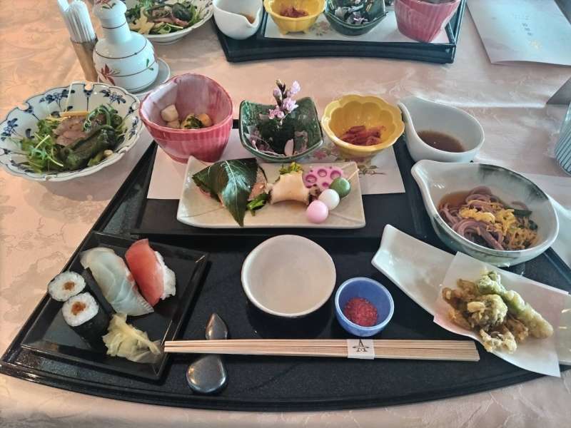 昼食